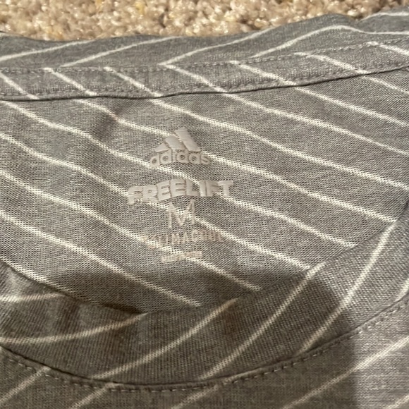 Adidas Mens M short sleeve tee - Picture 2 of 4